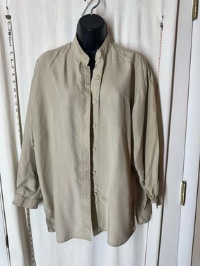 Vintage Factory Limited Silk Button-Up
